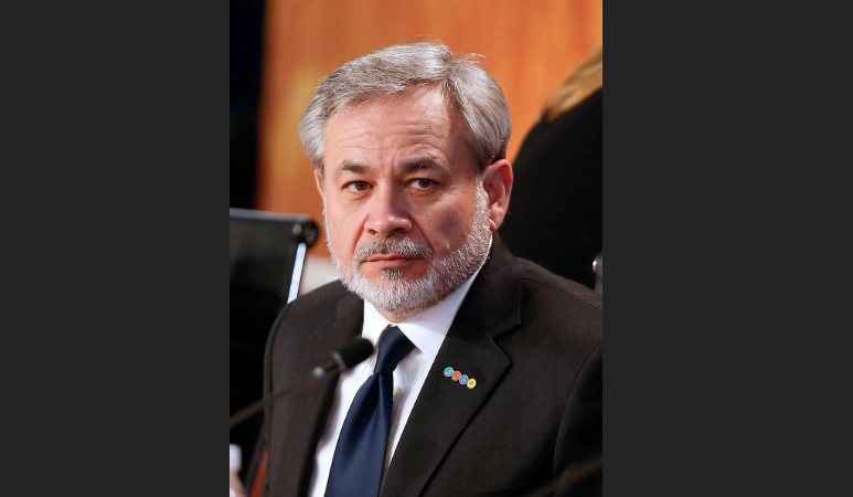 FILE PHOTO: Deputy Secretary of the U.S. Department of Energy Dan Brouillette attends a meeting of the "Energy and Climate Partnership of the Americas" (III ECPA) in Vina del Mar, Chile, September 7, 2017 REUTERS/Rodrigo Garrido/File Photo