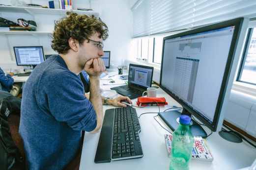 Jorn Reniers hard at work at the Department of Engineering Science's Battery Intelligence Lab, University of Oxford. Image: University of Oxford Department of Engineering Science.