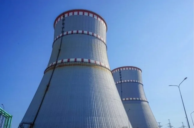 Leningrad 5 Begins Cooling Tower Maintenance